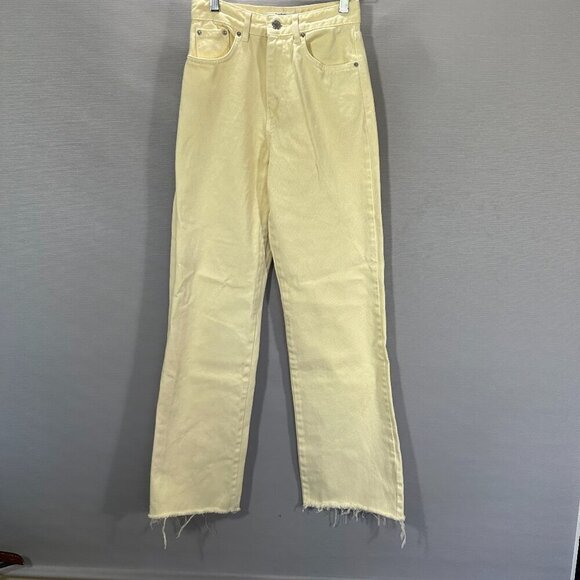 Stradivarius Jeans Womens 2 Straight Leg Yellow Cotton Pockets Raw Hem High Rise - Picture 1 of 12